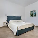 Sandoval Vendégház 4*