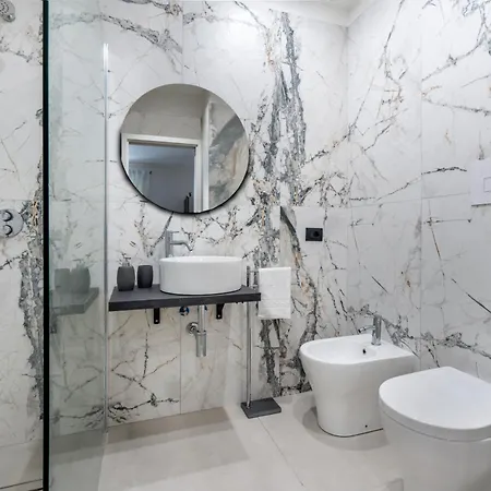 Sandoval باليرمو