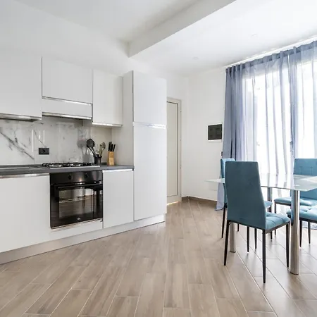 Sandoval باليرمو